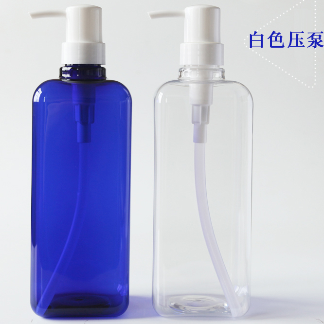 112本の1000ml ポンプ付き四角PET ボトル、クリアーとブルーカラー在庫。