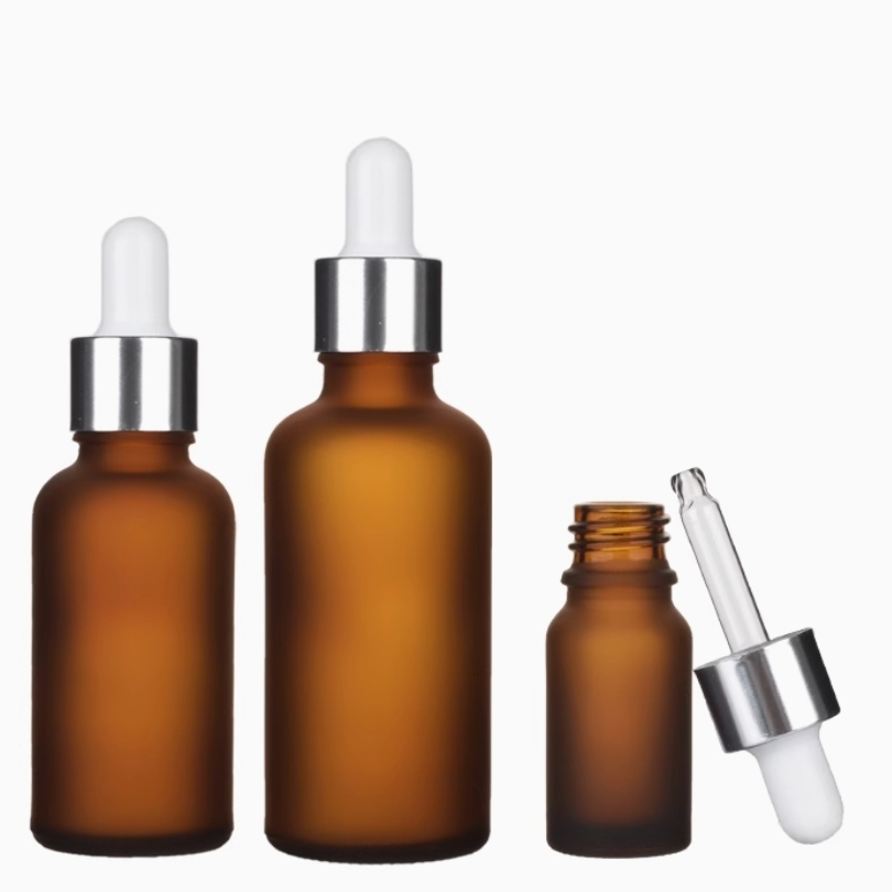 スポイト付き茶色すりガラス瓶、遮光瓶。容量：5ml　10ml、15ml、20ml、30ml、50ml、100mlあり、在庫販売。価格はスポイトとガラス瓶を含めます。
