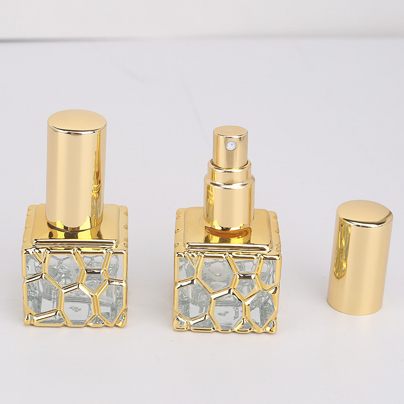 工場直販 10ML 電気メッキスプレーウォーターキューブ香水瓶ミニサンプルガラスボトル旅行用香水瓶