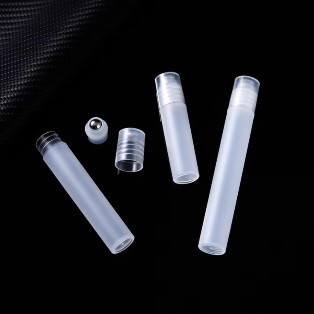 3ml5ml8ml10ml ロールオンプラスチックボトル、PP材質、４カラーのピンク、ブルー、ホワイト（半透明）、紫在庫