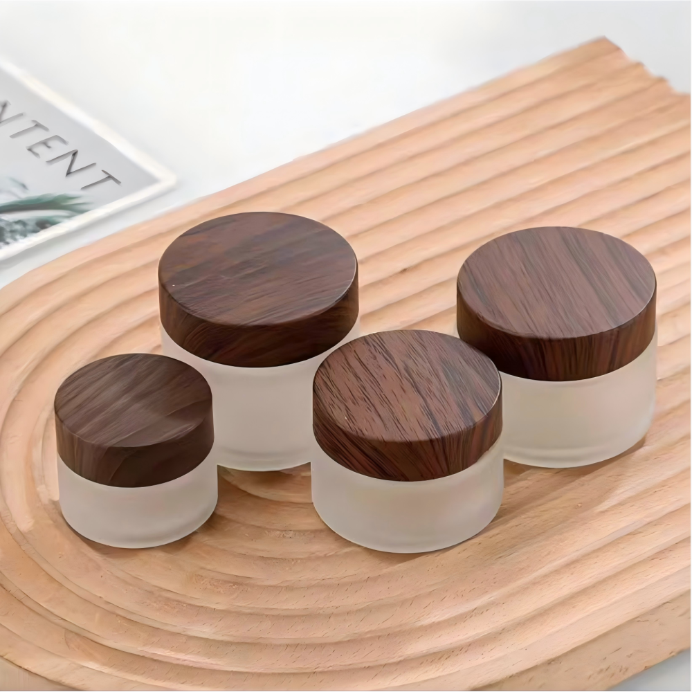 5ml 10ml 15ml 20ml 30ml 50ml 100ml くもりすりガラスジャーキャップ付;黒、白、シルバー、金カラーのキャップを選択でき。