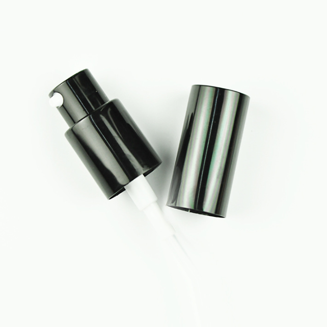 18mm口径瓶用のミストスプレーまたはポンプヘッドの単品です。シルバーと黒いカラーアルミナー材質10mlから100mlまで通用です。