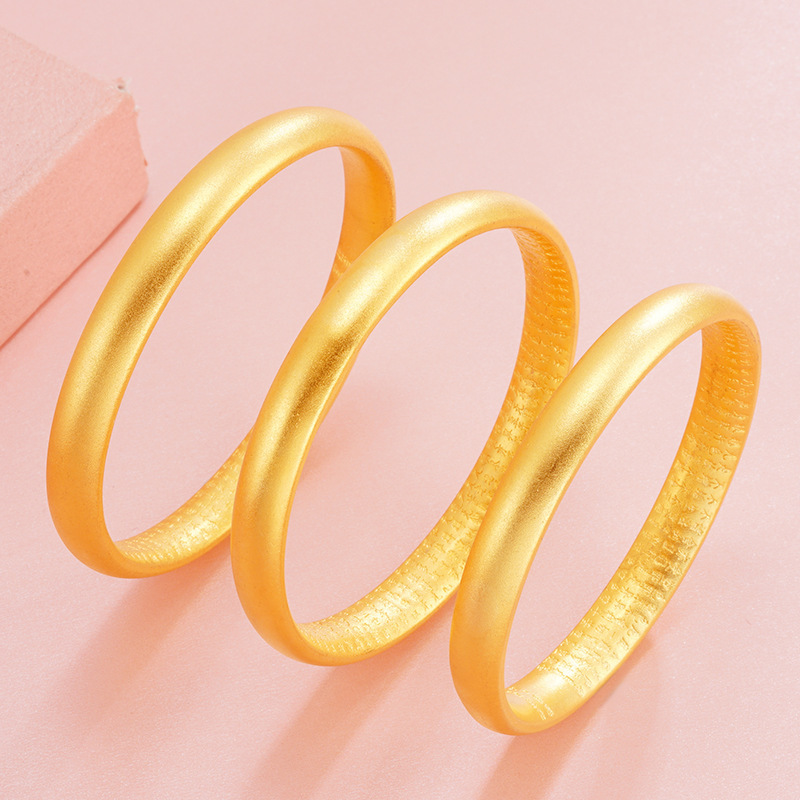 Classic heart sutra gold bracelet