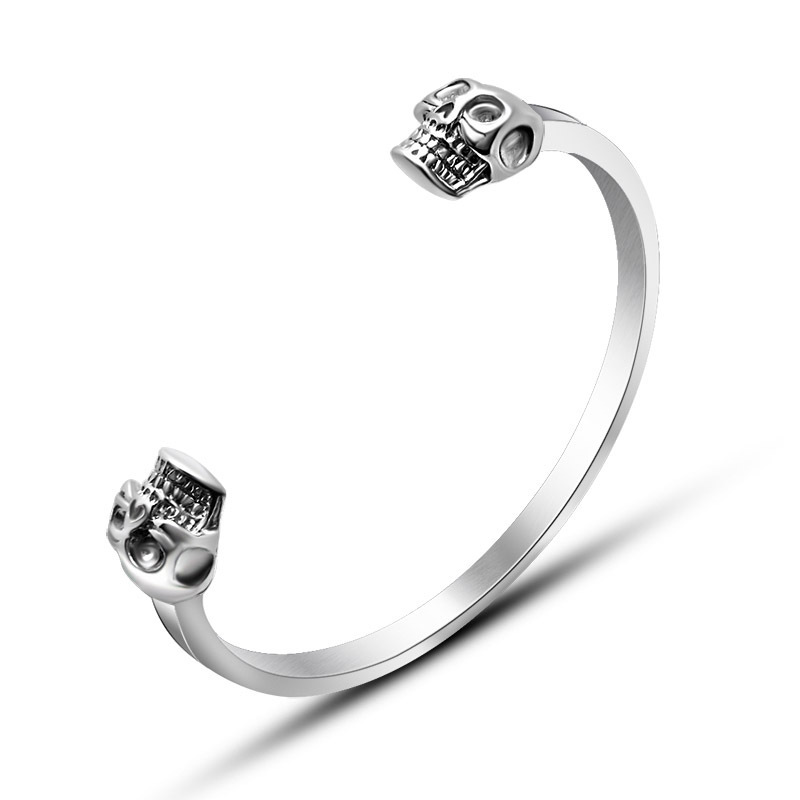 Personality skull-shaped jewelry
