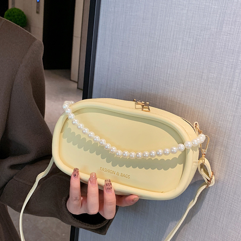 Solid color simple small square bag