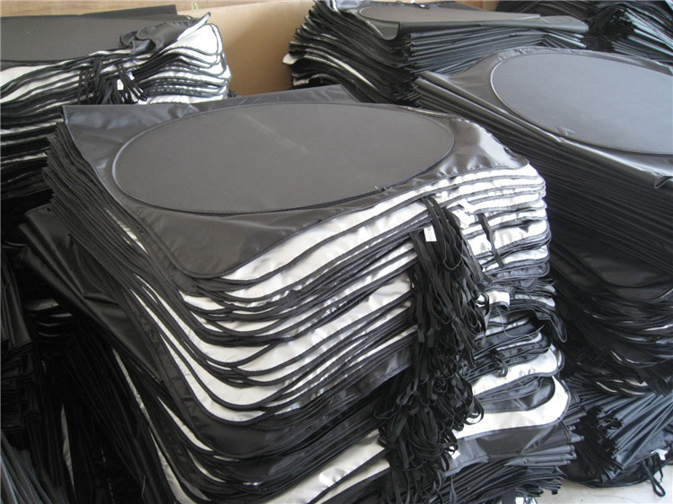 China Supplier Custom Print 190T/210T Car Windshield Sun Shade with Storage bag