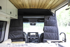 Threewen OEM design Sprinter Insulated Cab Partition Fit 2019-2023 High Roof Sprinter Fabric Front Cab Partition