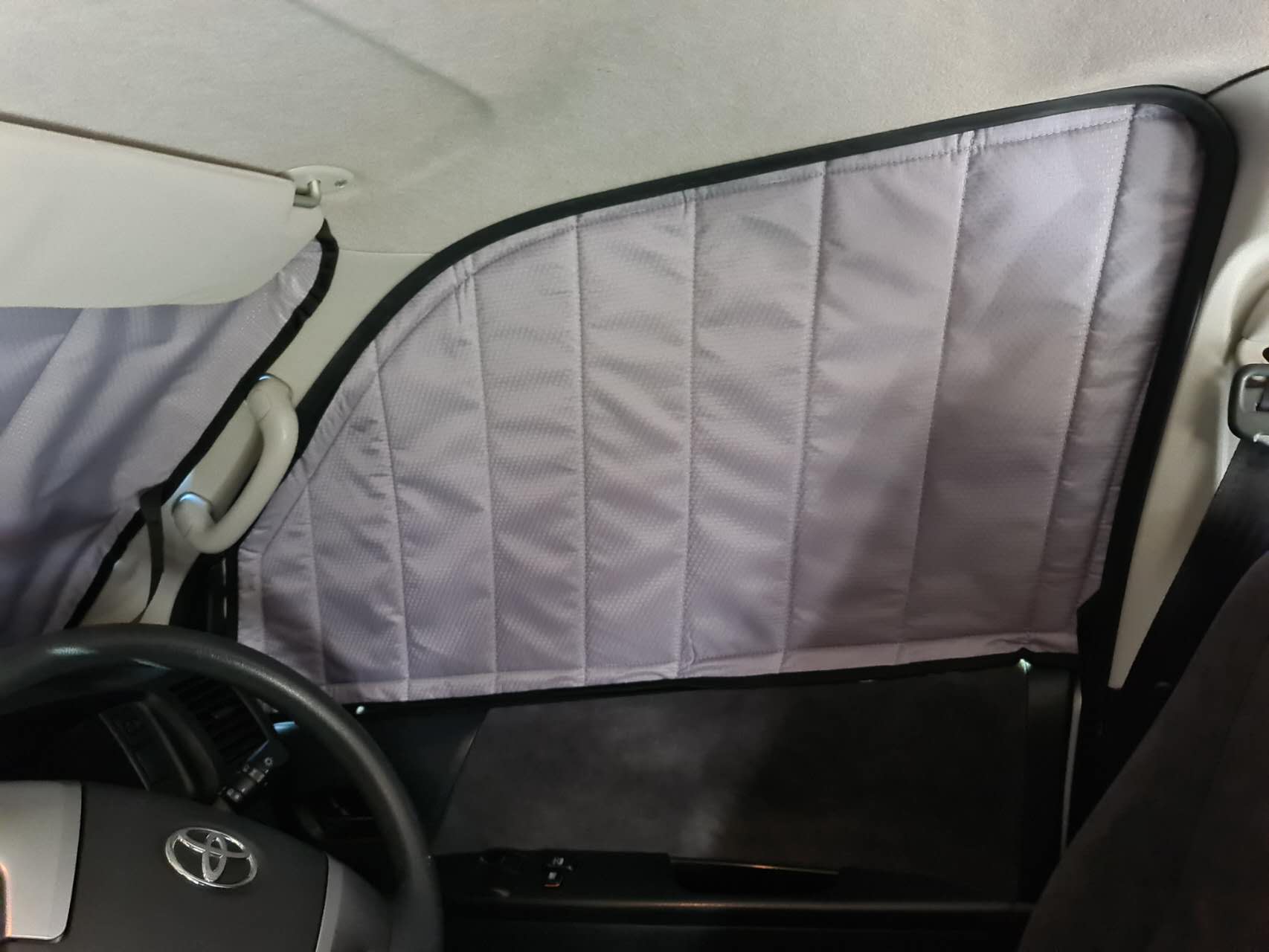 Toyota Hiace GL insulated Window covers kit 8pcs per kit for Toyota Hiace GL Wide Body