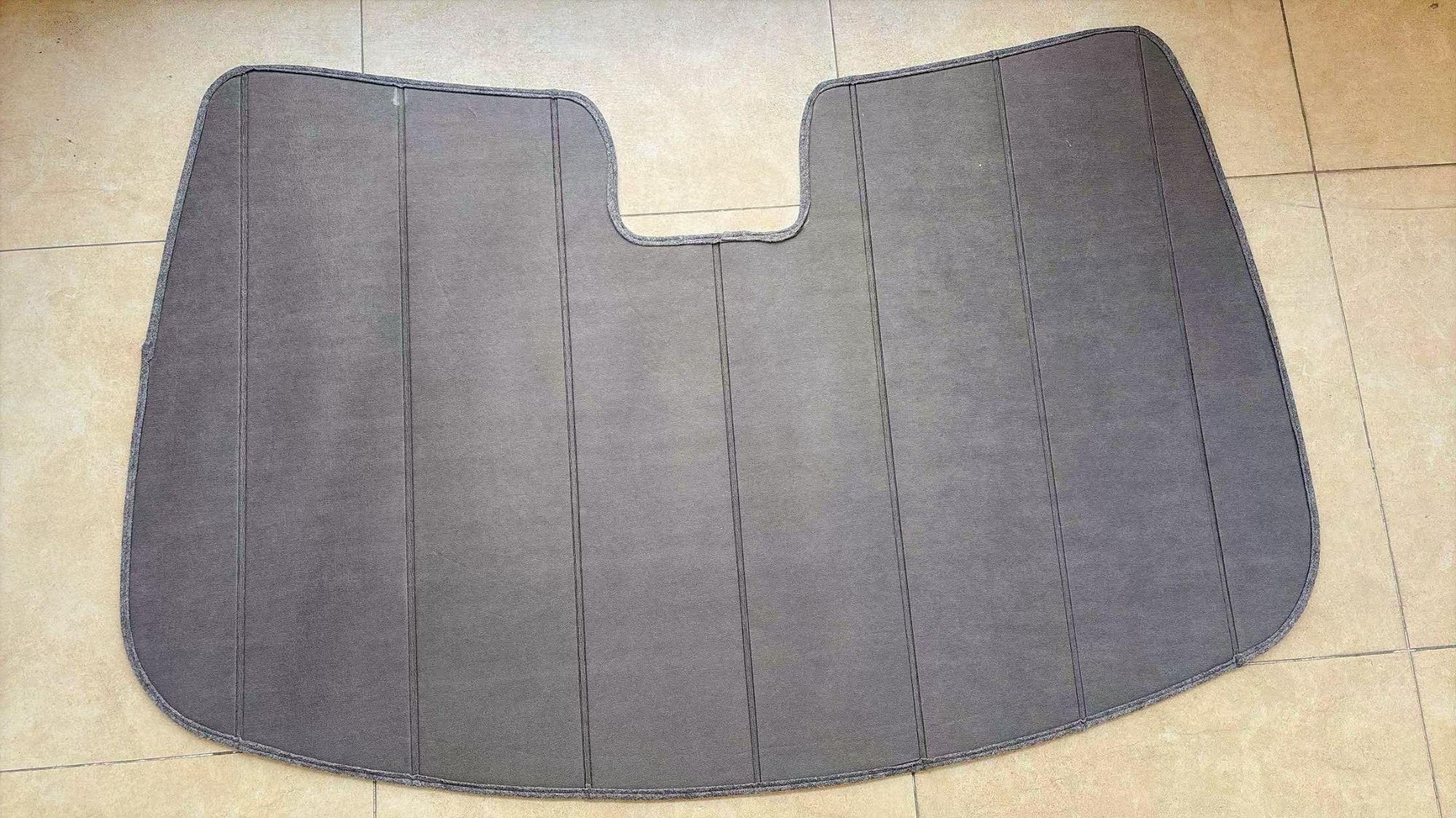 China Manufacturer Custom Fit Car Sunscreens OEM design 100% UV Reflective Car Sunshade