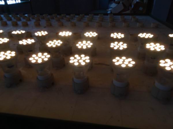 Able No Flicker Ra80 2W 12SMD 5050 220Lm 10-30V DC GU11 Led Bulb 35mm Mini GU10 Bulb