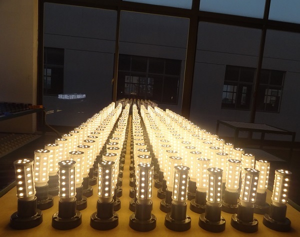 Able No Flicker Ra80 6W 35SMD 5050 650Lm 10-30V DC E14 E27 B22 Led Corn Light Led Corn Lamp