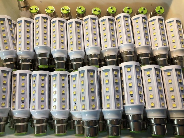 Able No Flicker Ra80 6W 35SMD 5050 650Lm 10-30V DC E14 E27 B22 Led Corn Light Led Corn Lamp