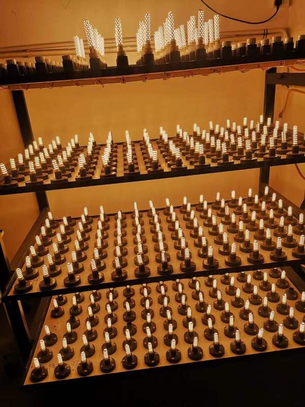 Able Flicker Free Ceramic 230V 2W 16SMD 230V 240Lm Led Light G9