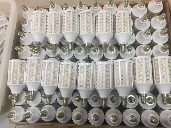 Able No Flicker Ra80 9W 1200Lm 10-30V DC E14 E27 B22 Led Corn Bulbs
