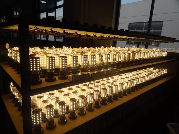Able No Flicker Ra80 9W 1200Lm 10-30V DC E14 E27 B22 Led Corn Bulbs