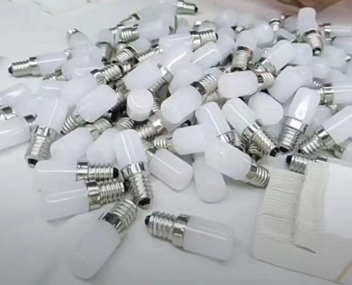 Able Cost-effective 1.5W 100Lm 110V 230V E12 E14 B15 T18 Led Refrigerator Light