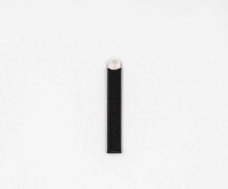 Super Sharp 0.18mm 18U Microblading Blades Stainless Steel Disposable microblading needles with Individually Packaging for Permanent Makeup