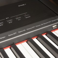 P-9: 超便携数码钢琴，88键重锤键盘，138种音色，64种复音