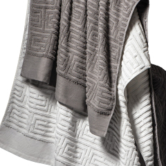 Rolling Cloud Pattern Cotton Towel