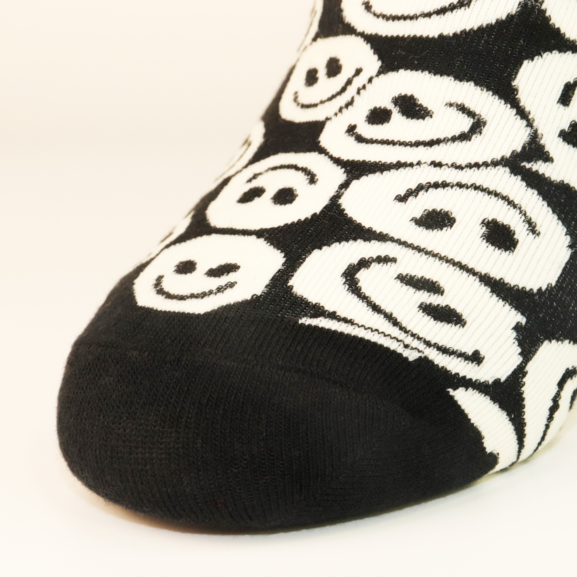 Smiling face socks