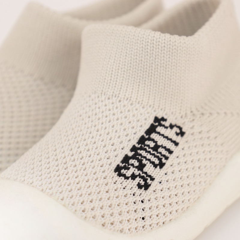 Knitted baby sock shoe