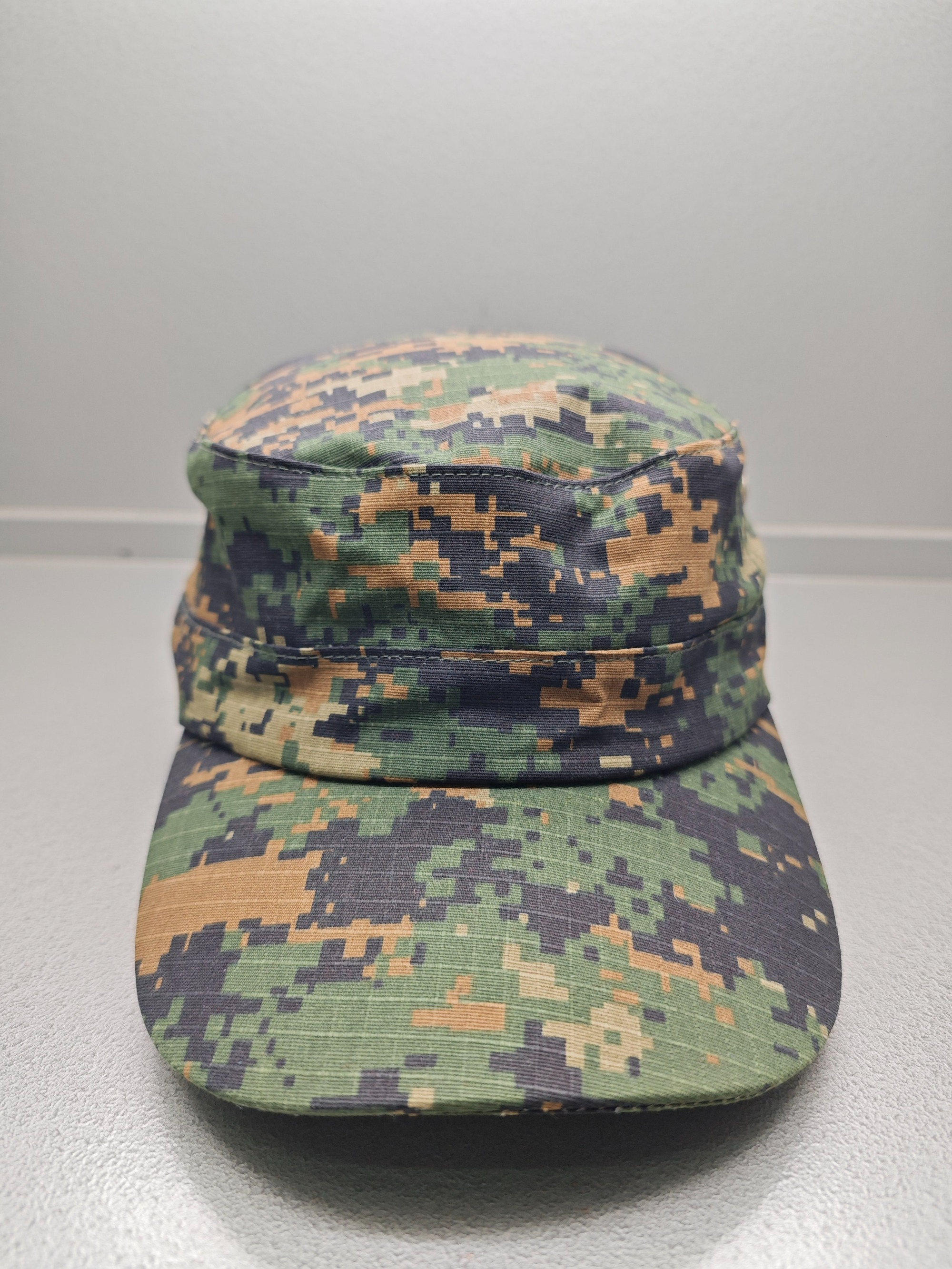 Camouflage cap