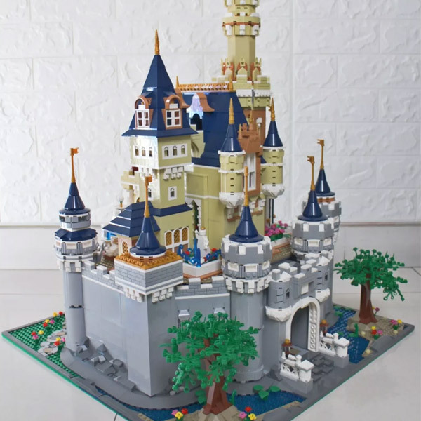 Mould King 13132 The MOC Castle Model Building Blocks 8388pcs Bricks With 71040 Kids Toys Brick Gifts From China