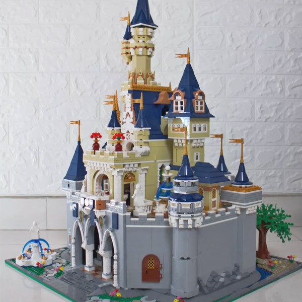 Mould King 13132 The MOC Castle Model Building Blocks 8388pcs Bricks With 71040 Kids Toys Brick Gifts From China