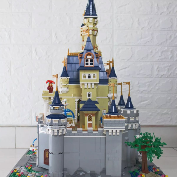 Mould King 13132 The MOC Castle Model Building Blocks 8388pcs Bricks With 71040 Kids Toys Brick Gifts From China