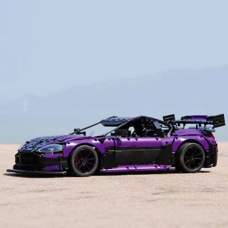 C001 Technic Aston Martin Vantage GT3 building blocks 3850pcs bricks Toys For Gift  from China