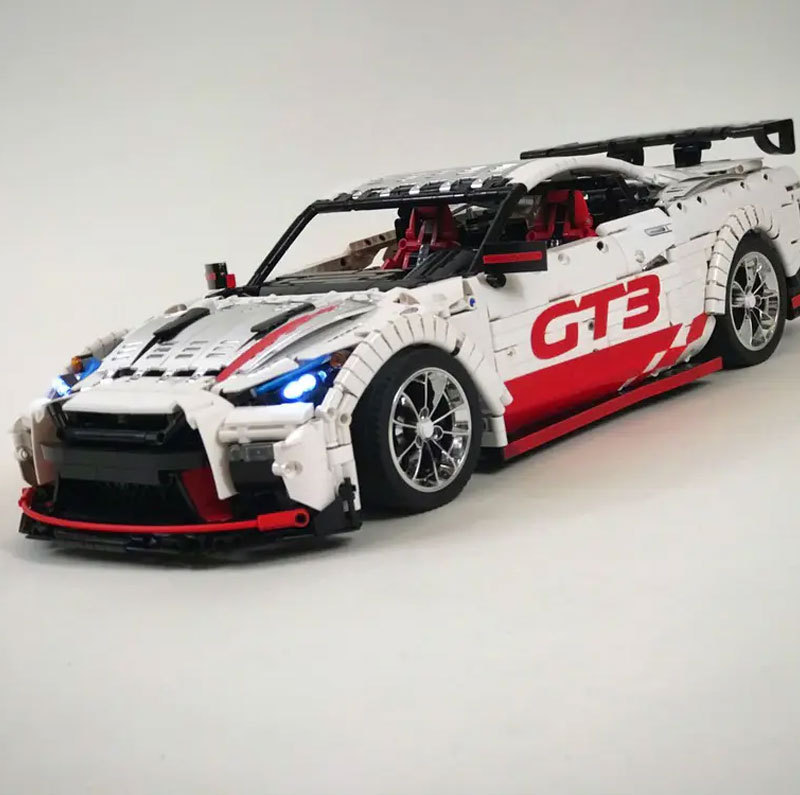 【Clearance Stock】QIZHILE 23010 GT-R High-Tech Series Building Blocks 3283pcs Bricks Ship From China