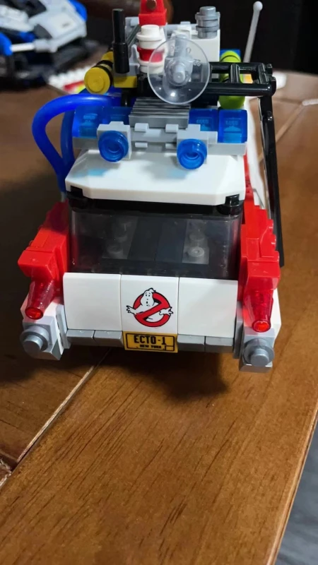 MOC Custom “ghostbusters ECTO-1”Model Car 300pcs bricks creator kids toy ship from China.