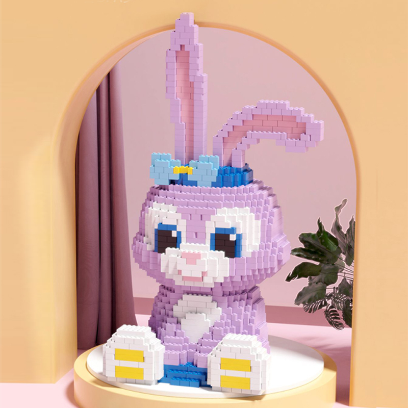 Delu 001 Cute Rabbit animal Model building blocks 2008pcs bricks toys gift from China