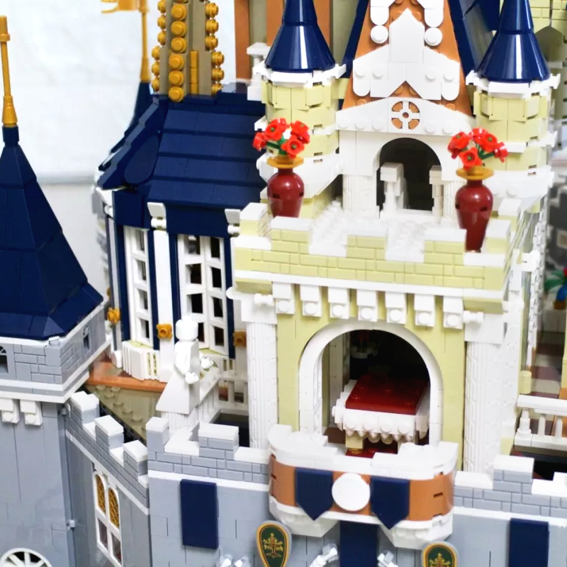 Mould King 13132 Movie Series Pincess Castle Paradist Building Blocks 8388pcs Bricks Ship From Canada 3-7 days Delivery