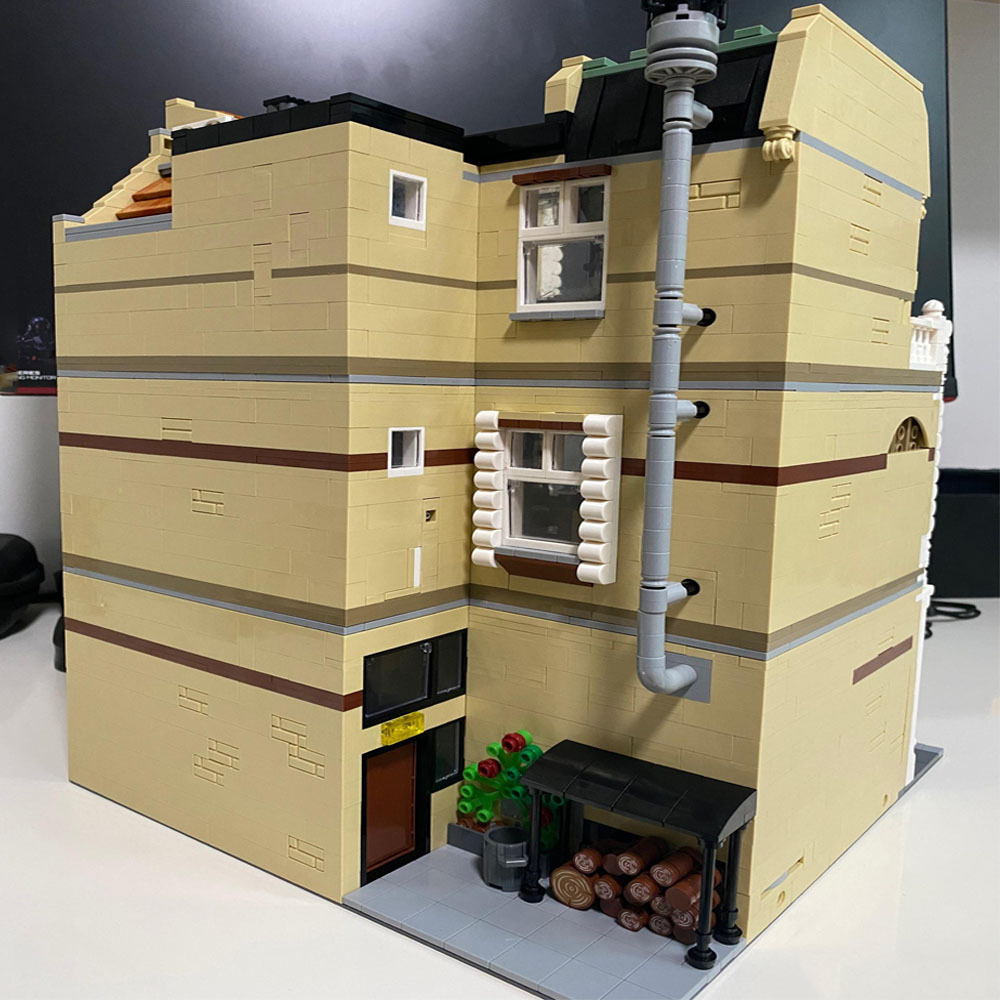 UrGe 10202 Creator Expert Modular Buildings Pizzeria Shop Building Blocks 5588pcs Bricks Toys From China.
