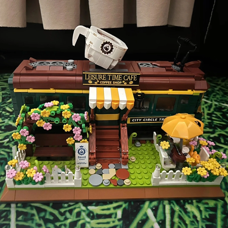 {MINI Bricks}ZHEGAO DZ6002 Creator Expert Train Coffee House Building Blocks 1081pcs Bricks Toys From China Delivery.