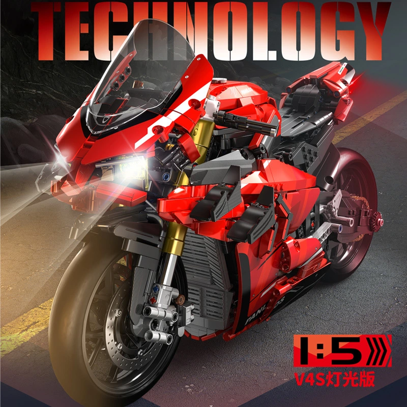 PANLOS 672101 Technic 1:5 Red Ducati V4S Motorcycle Building Blocks 2098pcs Bricks Toys From China Delivery.