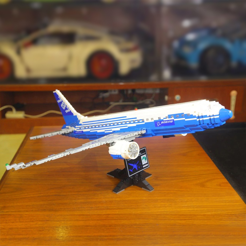 DK80009 School Set Boeing 787 airplane Building Blocks 1353±pcs Bricks from Europe 3-7 days Delivery.