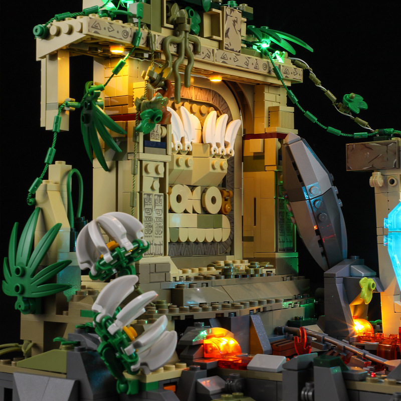 {With Light} FunWhole F9010 Creator Expert Jungle Temple Ruins Building Blocks ****±pcs Bricks from China.