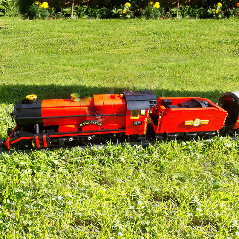Mould King 12010 Harry Potter Magic World Magic Train Building Blocks 2086±pcs Bricks from China.
