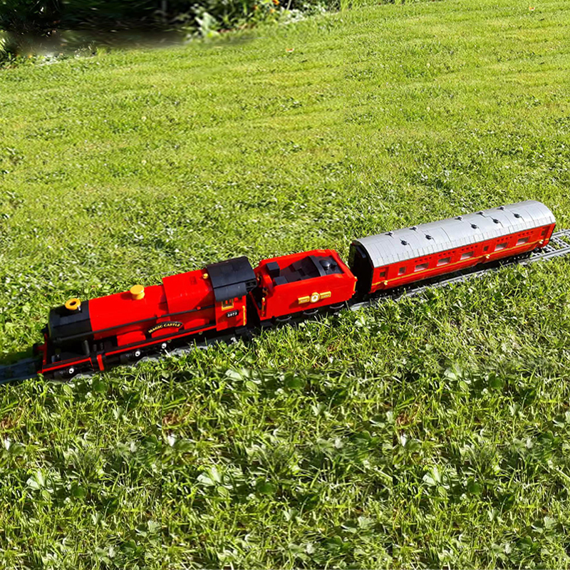 Mould King 12010 Harry Potter Magic World Magic Train Building Blocks 2086±pcs Bricks from China.