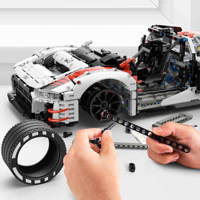 RASTAR 99300 Technic 1:8 Audi R8 LMS GT3 Sports Car Building Blocks 3314±pcs Bricks from China.