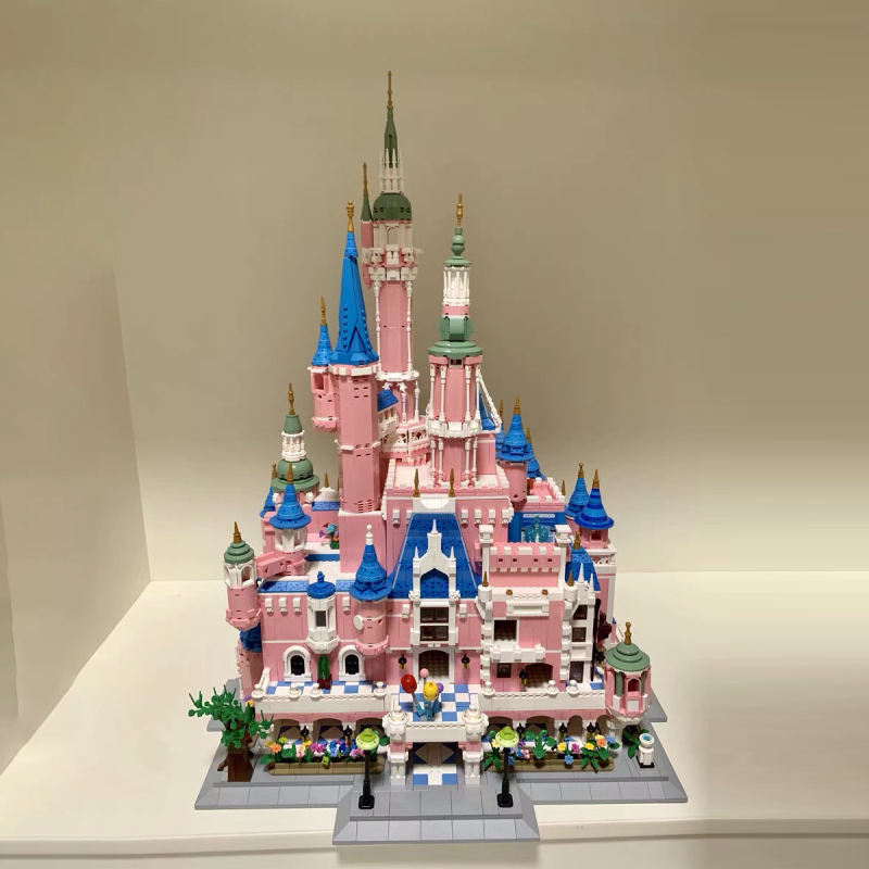 PANLOS 613003 Creator Expert Pink Dream Castle Building Blocks 9963±pcs Bricks Toys From Europe 3-7 Days Delivery.