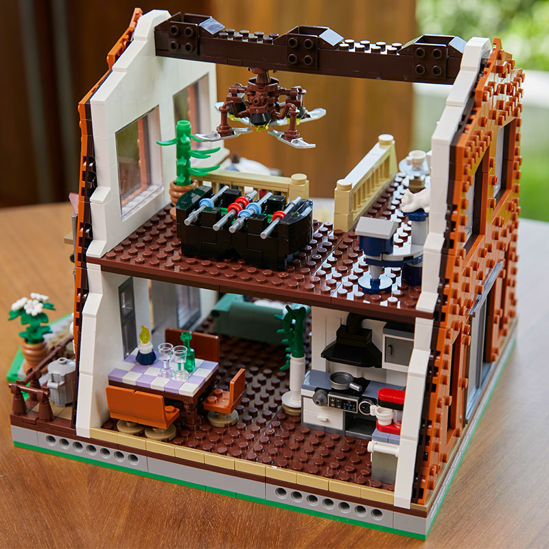 Pantasy 85003 Creator Expert Series Forest Cabin Building Blocks 2026pcs Bricks Toys Model Ship From China