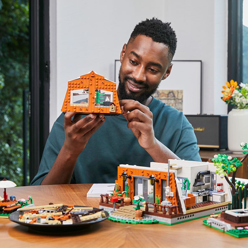 Pantasy 85003 Creator Expert Series Forest Cabin Building Blocks 2026pcs Bricks Toys Model Ship From China