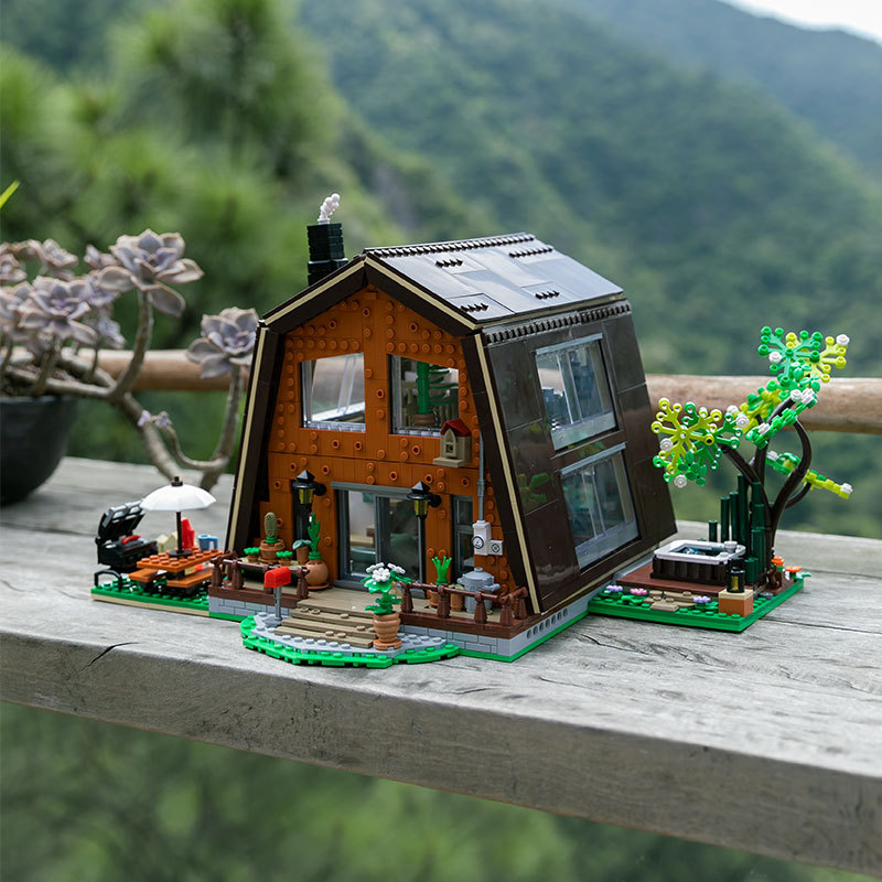 Pantasy 85003 Creator Expert Series Forest Cabin Building Blocks 2026pcs Bricks Toys Model Ship From China