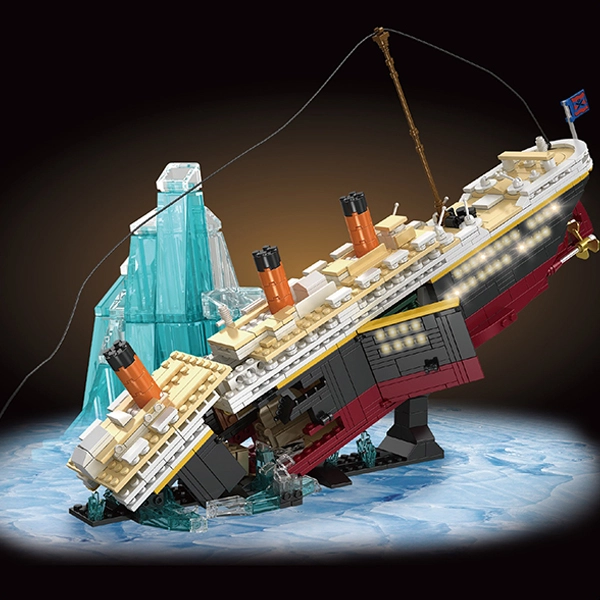 Custom Lego Sinking Ship LEGO MOC WGC 66010 Titanic Other