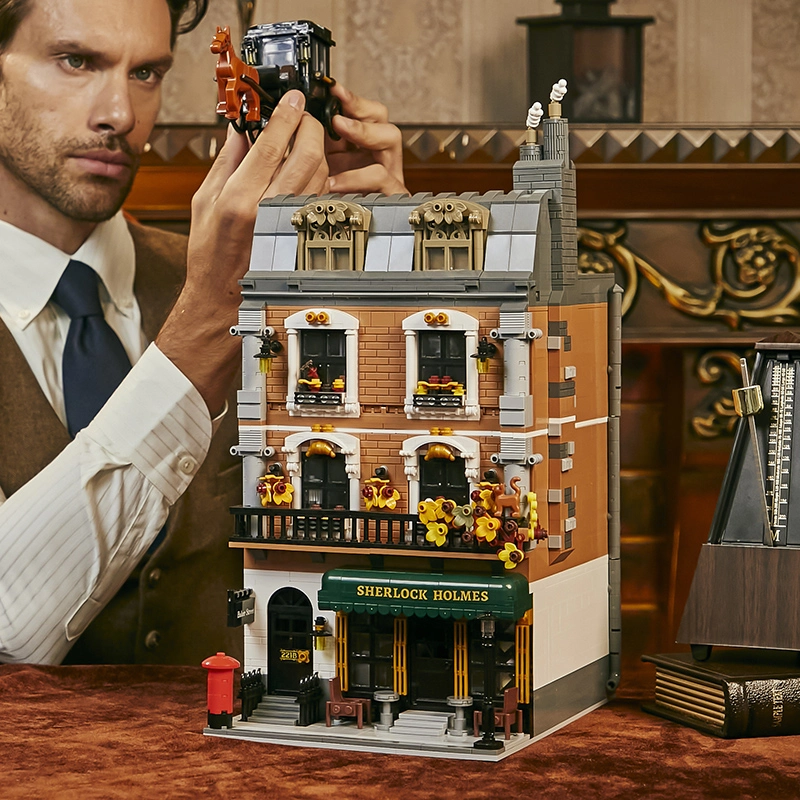 [Deal] Pantasy 85014 Sherlock Holmes Baker Street 221B Apartment Modular Building