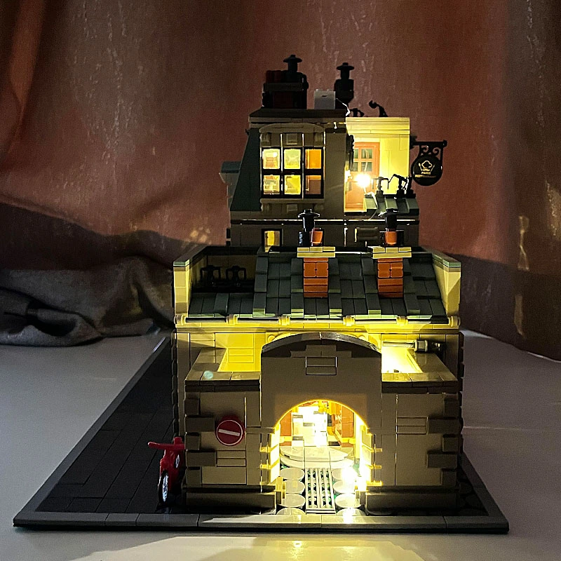 [Deal] XMORK 10212 Ratatouille Gusteau's Parisian Restaurant Modular Buildings