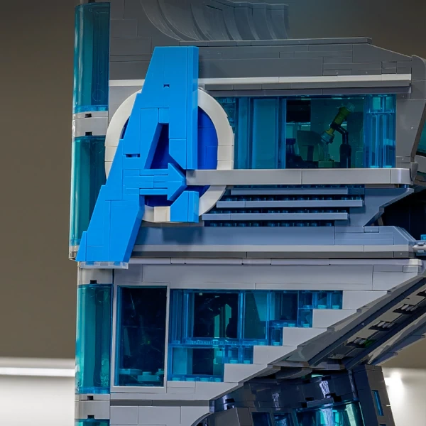 MOC 55120 Avengers Tower Hero Tower Europe  Warehouse Express